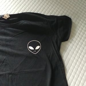 Alien tee